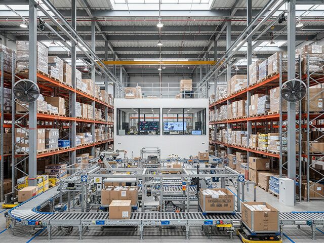 倉庫業法上の類型別に見た設計・設備の注意点 ― 登録基準の法的枠組みを正しく理解する ―